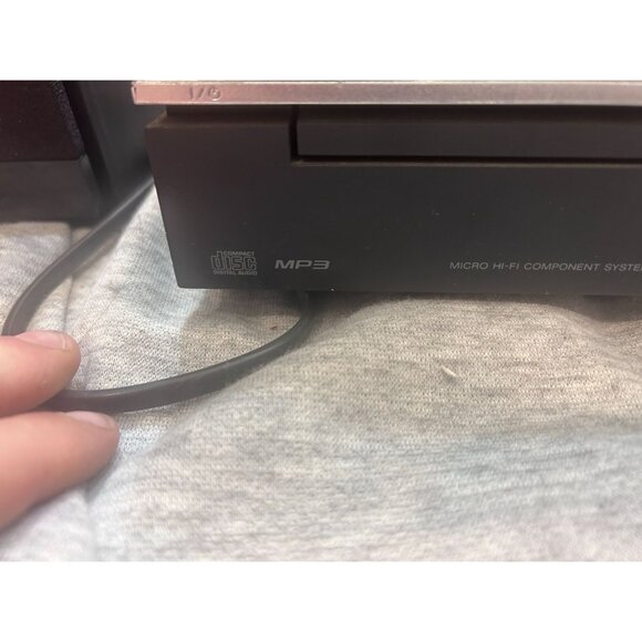 Sony CMT-BX20i Micro Hi-Fi Shelf System CD Player Radio iPod Dock Speakers - Picture 7 of 14